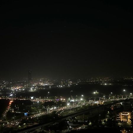 Countryside Luxury Suites - Supernova Noida Νέο Δελχί Εξωτερικό φωτογραφία