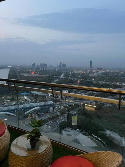 Countryside Luxury Suites - Supernova Noida Νέο Δελχί Εξωτερικό φωτογραφία