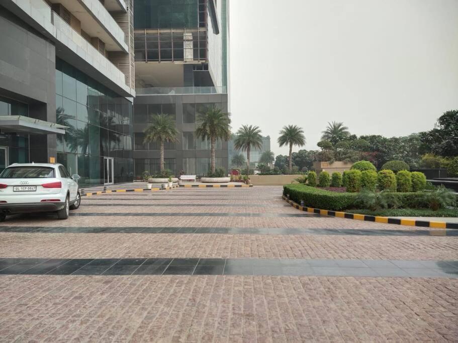 Countryside Luxury Suites - Supernova Noida Νέο Δελχί Εξωτερικό φωτογραφία