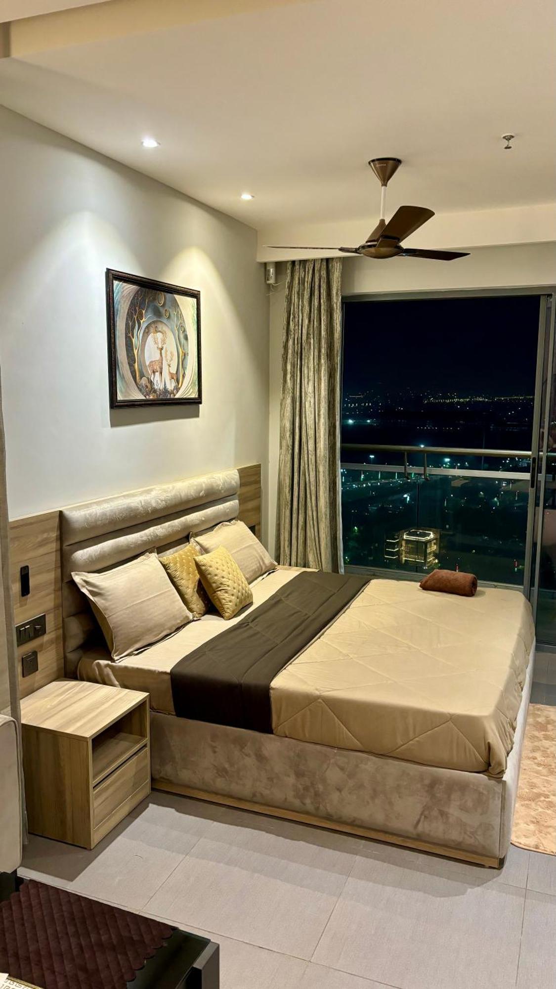 Countryside Luxury Suites - Supernova Noida Νέο Δελχί Εξωτερικό φωτογραφία
